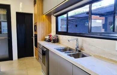 Imagem 14: LUXUOSO SOBRADO 4 SUÍTES - CONDOMÍNIO JARDINS ITÁLIA