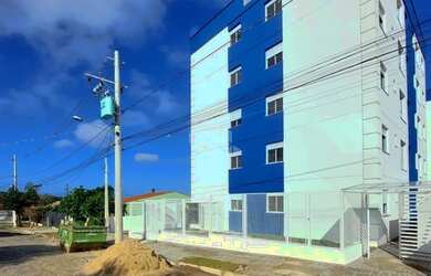 Imagem: O apartamento possui 2 Dormitórios, 1 Banheiro, 1 Vaga na garagem