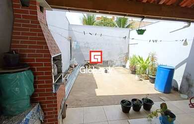 Imagem 11: Casa em Montes Claros, no bairro Maracanã, à venda