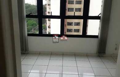 Imagem: O depósito possui 1 Vaga na garagem, 36m² de Área e está