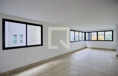 Imagem: O apartamento possui 4 Dormitórios, 5 Banheiros, 4 Vagas na