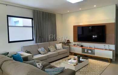 Imagem: A casa em condomínio possui 3 Dormitórios, 1 Banheiro, 4 Vagas