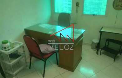 Imagem: O apartamento possui 1 Dormitório, 1 Banheiro, 48m² de Área