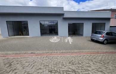 Imagem: O depósito possui 1 Vaga na garagem, 40m² de Área e Imóvel