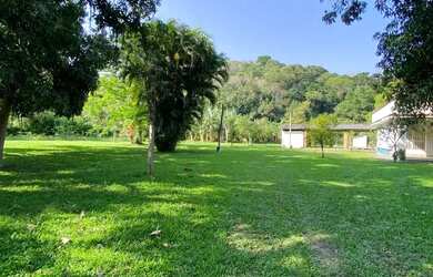 Imagem: A fazenda possui 8.000m² de Área e está localizado em Vargem