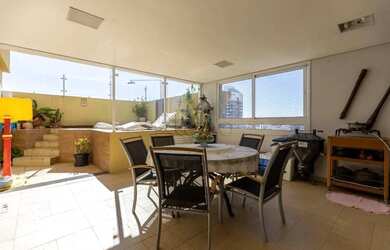 Imagem: O apartamento possui 3 Dormitórios, 3 Banheiros, 5 Vagas na