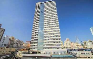 Imagem: O apartamento possui 4 Dormitórios, 5 Banheiros, 2 Vagas na