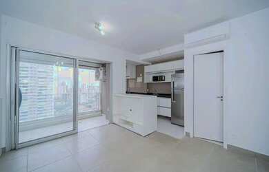 Imagem: O studio possui 1 Dormitório, 1 Banheiro, 1 Vaga na garagem