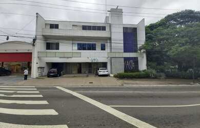 Imagem: O depósito possui 932m² de Área e está localizado em Pinheiros