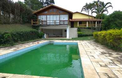 Imagem: A fazenda possui 4.000m² de Área e está localizado em Mairinque