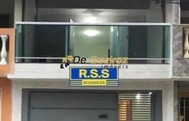 Imagem: A casa possui 2 Dormitórios, 2 Banheiros, 1 Vaga na garagem