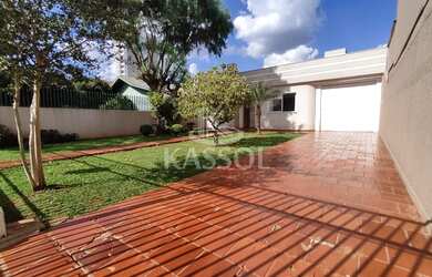 Imagem: A casa possui 2 Dormitórios, 3 Banheiros, 119m² de Área e