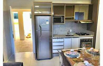 Imagem: O apartamento possui 2 Dormitórios, 1 Banheiro, 1 Vaga na garagem