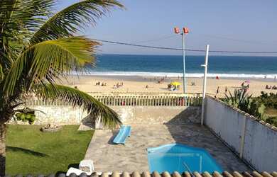 Imagem: A casa possui 3 Dormitórios, 3 Vagas na garagem e está localizado