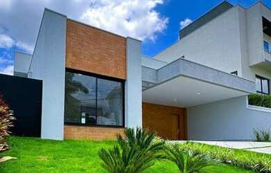 Imagem: A casa em condomínio possui 4 Dormitórios, 5 Banheiros, 4