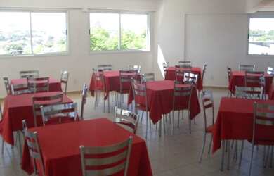 Imagem: O apartamento possui 1 Dormitório, 1 Banheiro, 53m² de Área