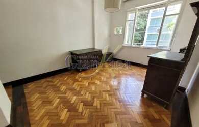 Imagem: O apartamento possui 3 Dormitórios, 1 Banheiro, 86m² de Área