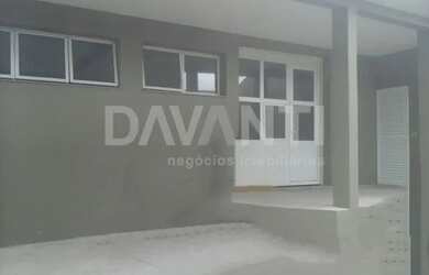 Imagem: O depósito possui 2 Vagas na garagem, 250m² de Área e está