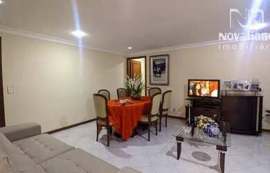 Imagem: O apartamento possui 3 Dormitórios, 1 Banheiro, 2 Vagas na