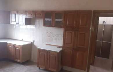 Imagem 7: Casa Padrão em Jundiaí. Varanda, 107m² de Área, 1 Vaga na garageme2...