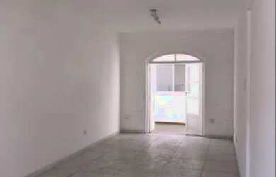 Imagem: O depósito possui 2 Vagas na garagem, 140m² de Área e está