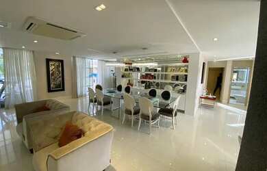 Imagem 2: Belíssima residência em condomínio de alto padrão no Recreio