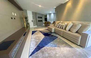 Imagem: O apartamento possui 4 Dormitórios, 4 Banheiros, 2 Vagas na