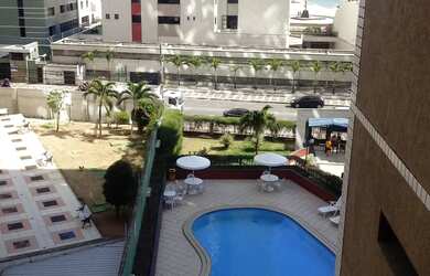 Imagem: O apartamento possui 2 Dormitórios, 2 Banheiros, 2 Vagas na