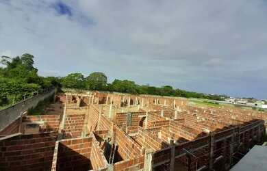 Imagem: A casa em condomínio possui 2 Dormitórios, 2 Banheiros, 1