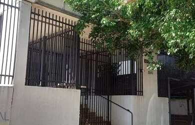 Imagem: O apartamento possui 4 Dormitórios, 3 Banheiros, 1 Vaga na