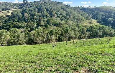 Imagem 3: Terrenos com linda vista e ótimo acesso na região rural de Arujá