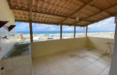 Imagem: A casa possui 3 Dormitórios, 2 Banheiros e está localizado