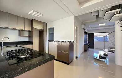 Imagem: A casa em condomínio possui 3 Dormitórios, 3 Banheiros, 2