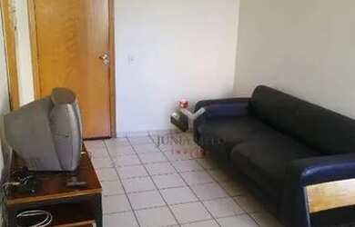 Imagem: O apartamento possui 1 Dormitório, 1 Banheiro, 1 Vaga na garagem