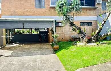 Imagem: A casa em condomínio à venda possui 3 Dormitórios, 4 Banheiros