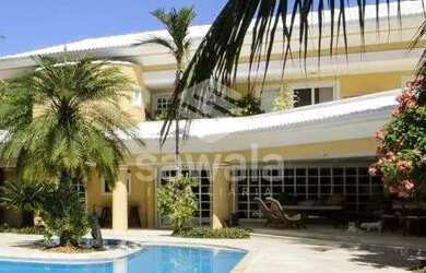 Imagem: A casa em condomínio possui 4 Dormitórios, 5 Banheiros, 5