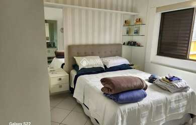 Imagem 4: Apartamento 02 quartos , 02banheiros em condomínio fechado . Portaria...