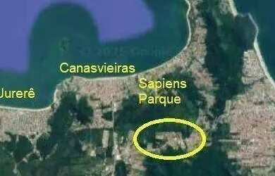 Imagem: O terreno possui 1.800m² de Área, Imóvel novo e está localizado