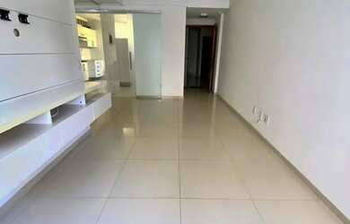 Imagem: O apartamento possui 2 Dormitórios, 2 Banheiros, 2 Vagas na