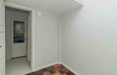 Imagem 4: Apartamento com 2 Dormitorio(s) localizado(a) no bairro CENTRO HISTORICO em Porto Alegre