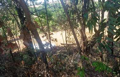 Imagem: A chácara possui 1.600m² de Área e está localizado em Adriana