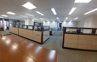 Imagem: O depósito possui 5 Vagas na garagem, 510m² de Área e Imóvel