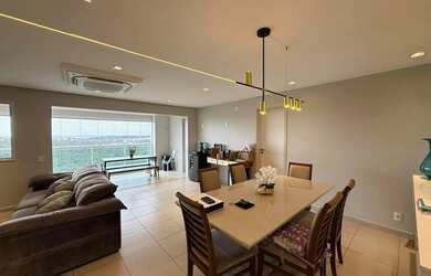 Imagem: O apartamento possui 3 Dormitórios, 3 Banheiros, 3 Vagas na