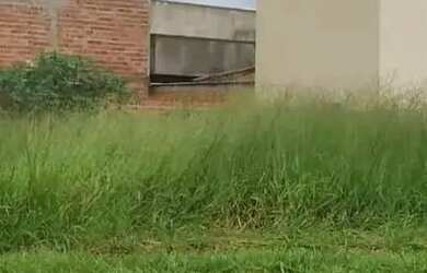 Imagem: O terreno à venda possui 337m² de Área e está localizado