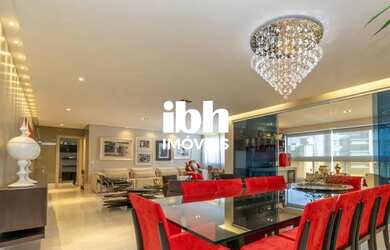 Imagem: O apartamento possui 4 Dormitórios, 5 Banheiros, 5 Vagas na