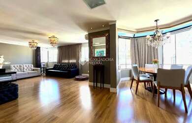 Imagem: O apartamento possui 3 Dormitórios, 3 Banheiros, 3 Vagas na