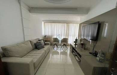 Imagem: O apartamento possui 4 Dormitórios, Acomodam 8 pessoas e 2