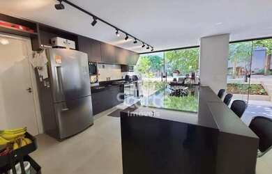 Imagem: A casa em condomínio possui 4 Dormitórios, 5 Banheiros, 4