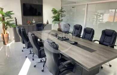 Imagem: O depósito possui 5 Vagas na garagem, 820m² de Área e está