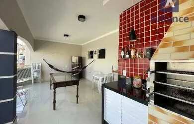 Imagem: A casa possui 5 Dormitórios, 4 Banheiros, 4 Vagas na garagem